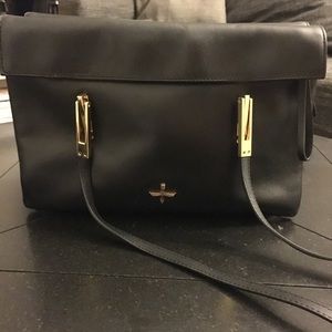 Pour la Victoire Leather Shoukder Bag